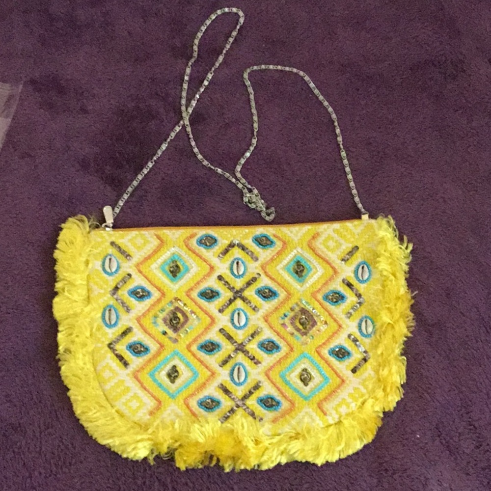 NWT LuLus Beaded Yellow Bag- BI-1169 Color - Yellow